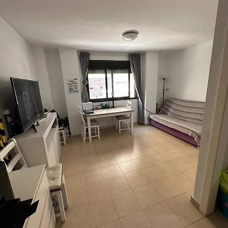 Apartment A / A 4pax Near The Beach Malaga